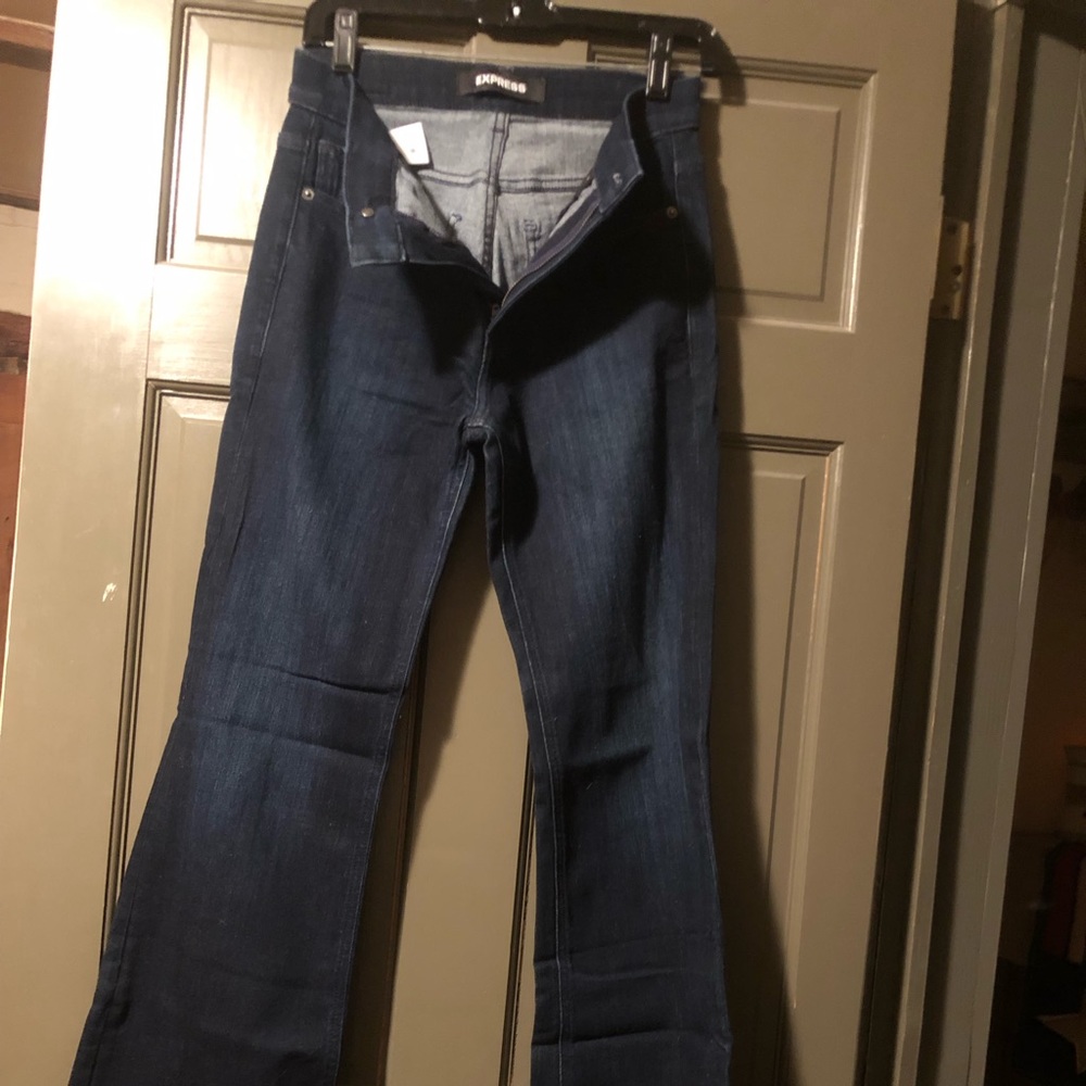 Women’s Express Flare Jeans Sz 6